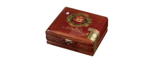 Arturo Fuente Don Carlos Reserva Superior No. 4